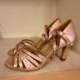 xenia pink zapatos de salsa